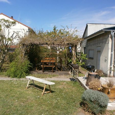2 Gites A Fleury Les Aubrais 1 Studio Pour 2 Adultes Ou 1 Gite Pour 2 Adultes Et 2 Enfants Buitenkant foto